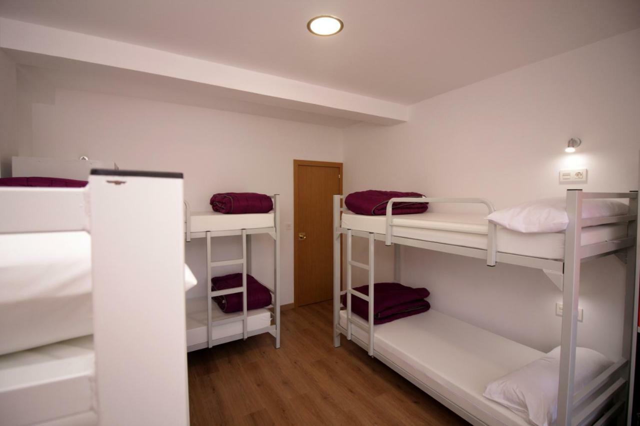 Albergue Lalin Centro Exterior photo